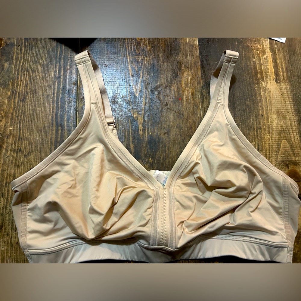 Cacique Beige Wireless Comfort Bra